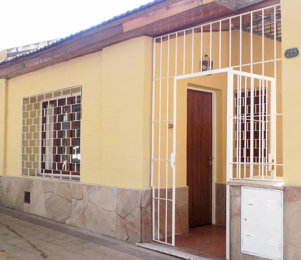 Casa Mir Alquiler Temporario Villa Mendoza 0*,  Argentina